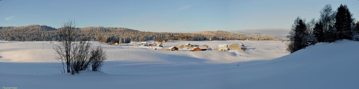 Le village sous la neige - Reculfoz