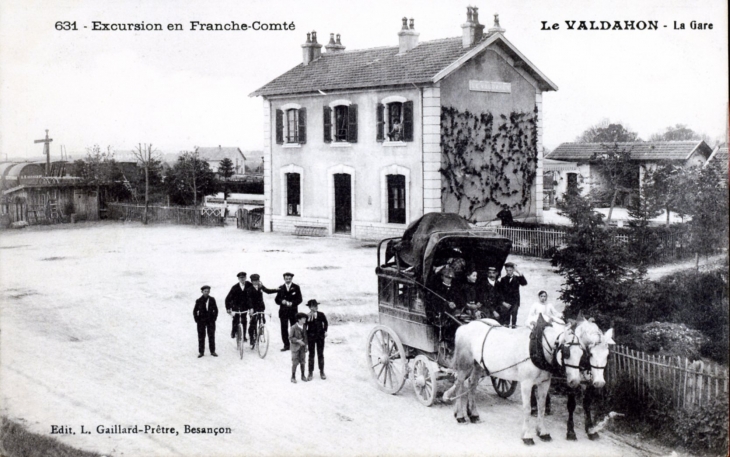 La Gare, vers 1910 (carte postale ancienne). - Valdahon