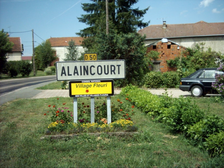 Entrée du village côté Vauvillers - Alaincourt