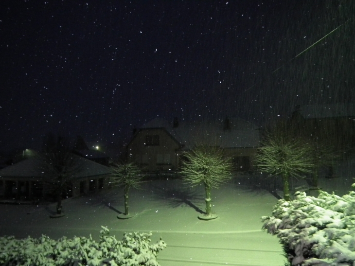 Village sous la neige - Angirey