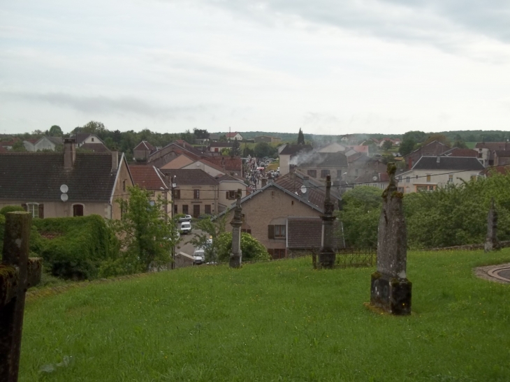 Vue sur le village depuis le cimetiere - Bouligney