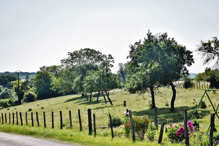 La Commune - Bourbévelle