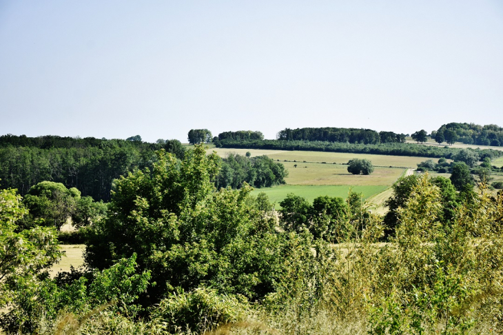 La Commune - Bourbévelle