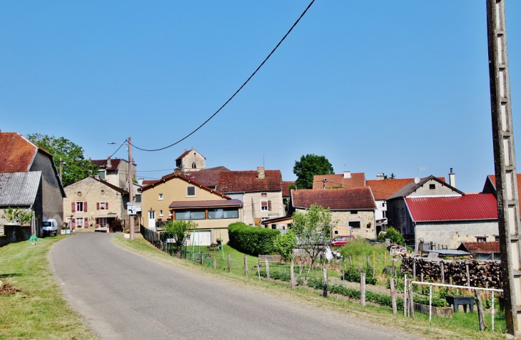 La Commune - Bourbévelle