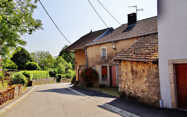 La Commune - Bourbévelle