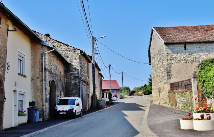 La Commune - Bourbévelle