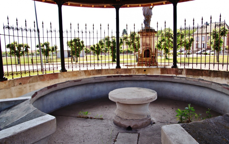 Le Lavoir - Breuches