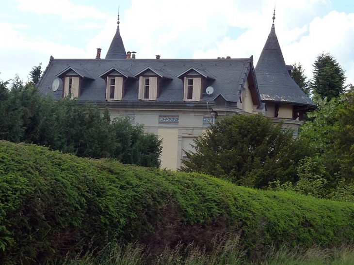 Château de la fin du 19ème siècle - Breuchotte