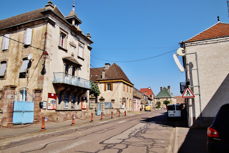 La Commune - Conflans-sur-Lanterne