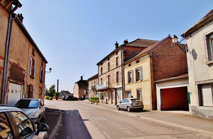 La Commune - Conflans-sur-Lanterne