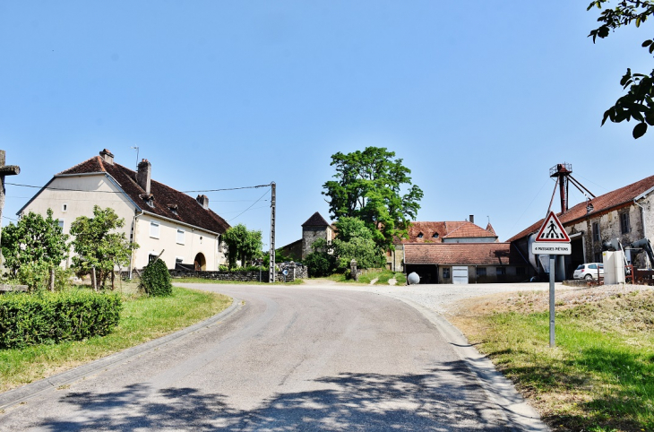 La Commune - Magny-lès-Jussey