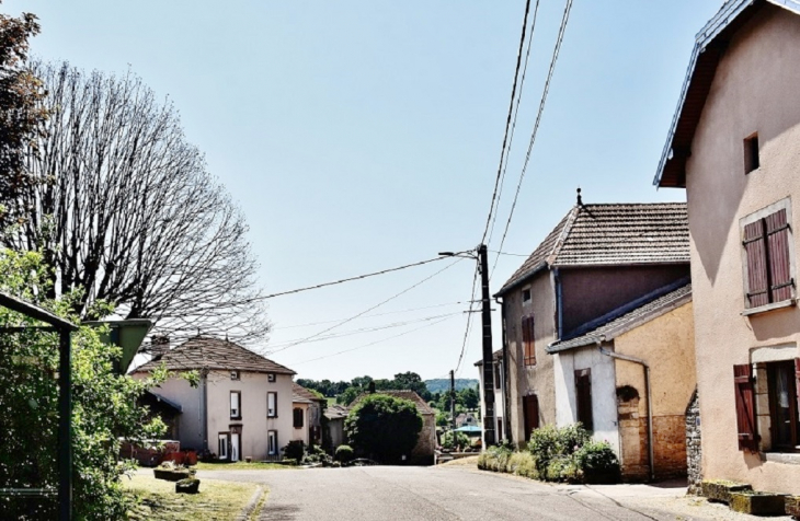 La Commune - Melincourt