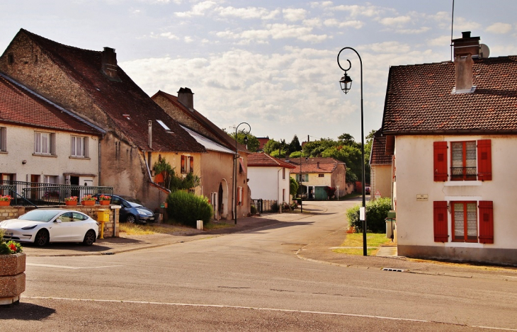 La Commune - Ormoy