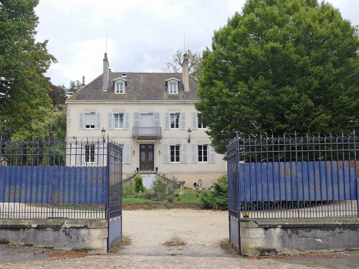 Le château - Oyrières