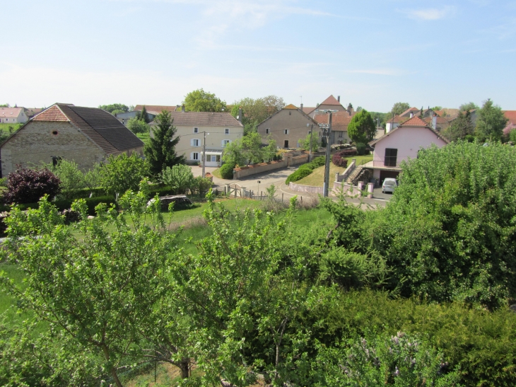 La rue du Tillon - Pusy-et-Épenoux