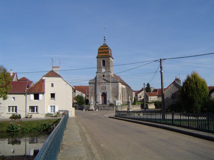 L'eglise de Roche - Roche-et-Raucourt