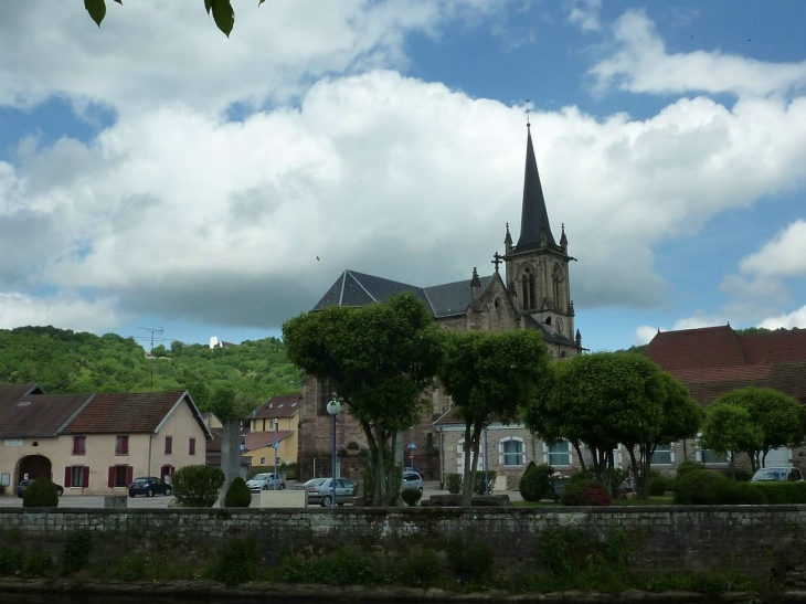 Eglise N.Dame du Bas - Ronchamp