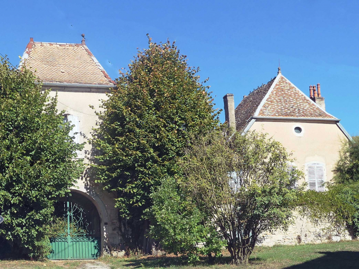 Maisons dans le village - Vellefrey-et-Vellefrange