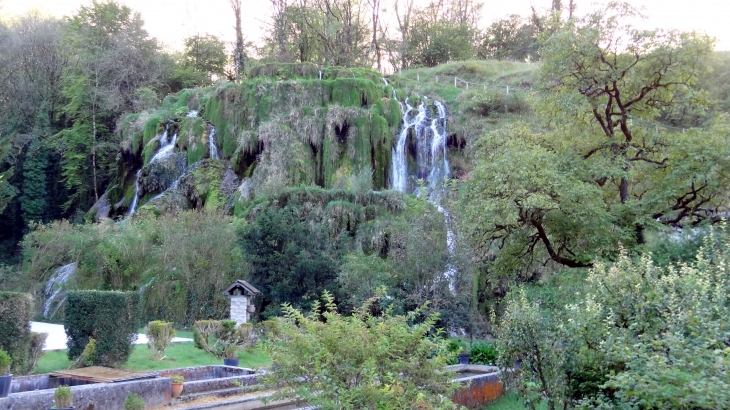 Les cascades des Tufs - Baume-les-Messieurs