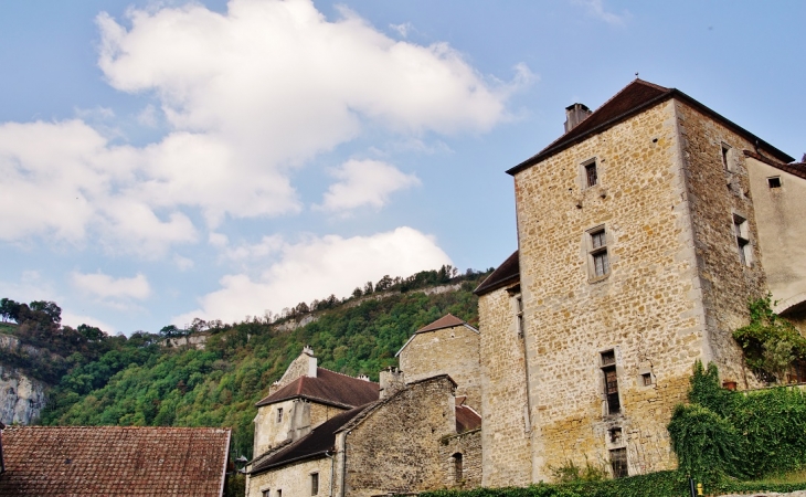 Le Village - Baume-les-Messieurs