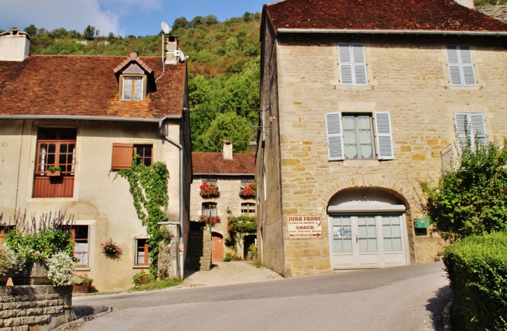 Le Village - Baume-les-Messieurs