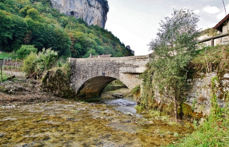 Pont sur La Seille - Baume-les-Messieurs