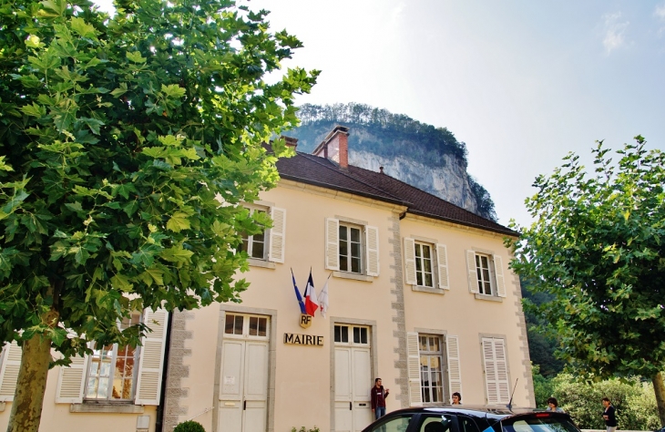 La Mairie - Baume-les-Messieurs