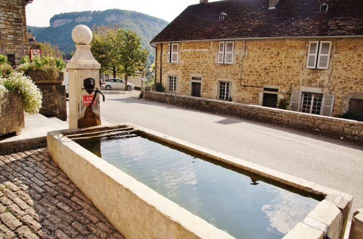 Abreuvoir - Baume-les-Messieurs