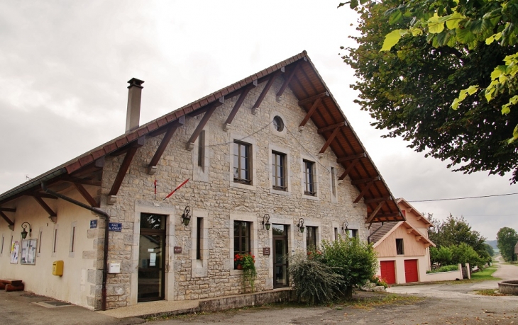 La Mairie - Besain