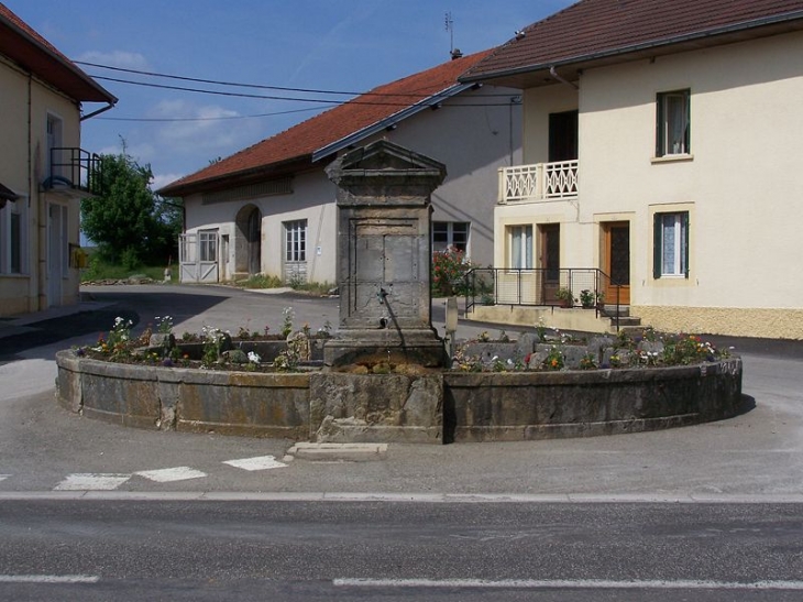 Fontaine de Cernans