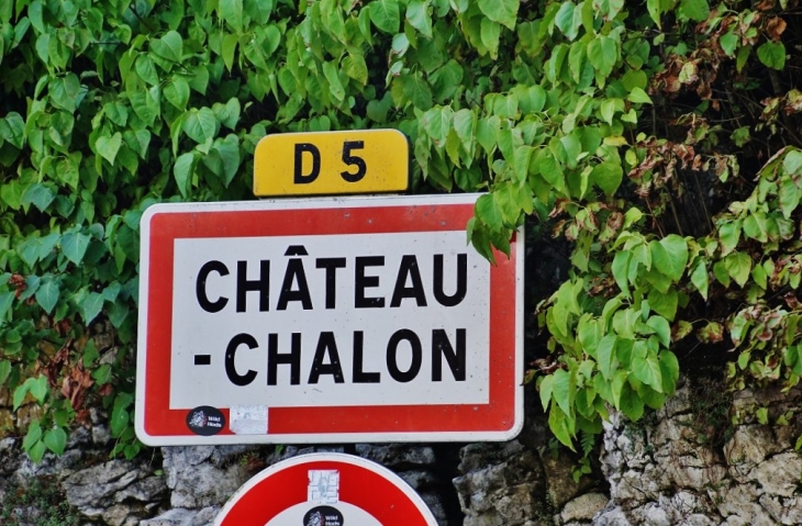  - Château-Chalon