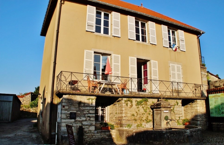 La Mairie - Château-Chalon