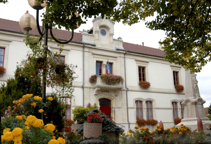 Mairie de chaussin