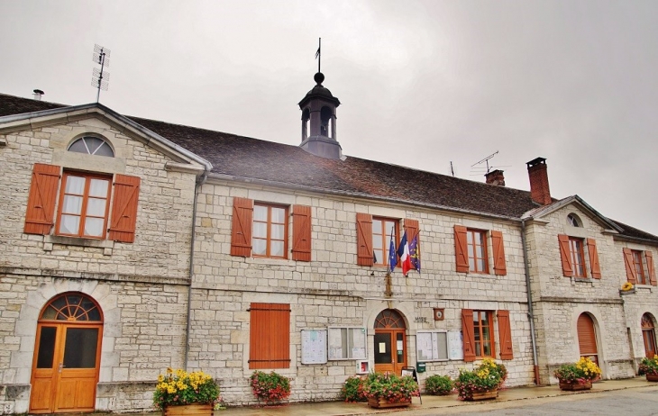 La Mairie - Crotenay