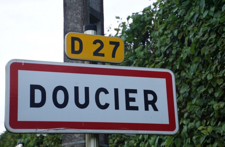  - Doucier