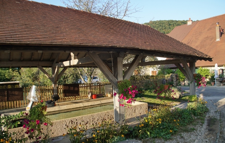 Le Lavoir - Frontenay