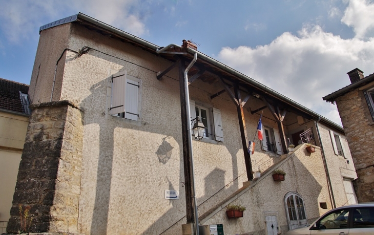 La Mairie - Lavigny