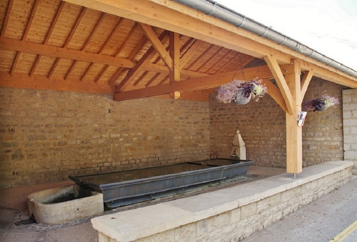 Le Lavoir - Lavigny