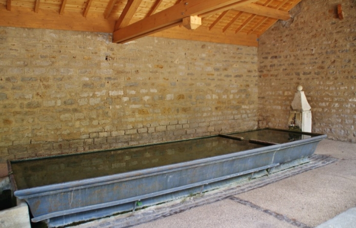 Le Lavoir - Lavigny