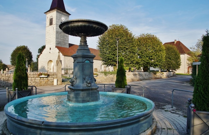 Fontaine - Marigny