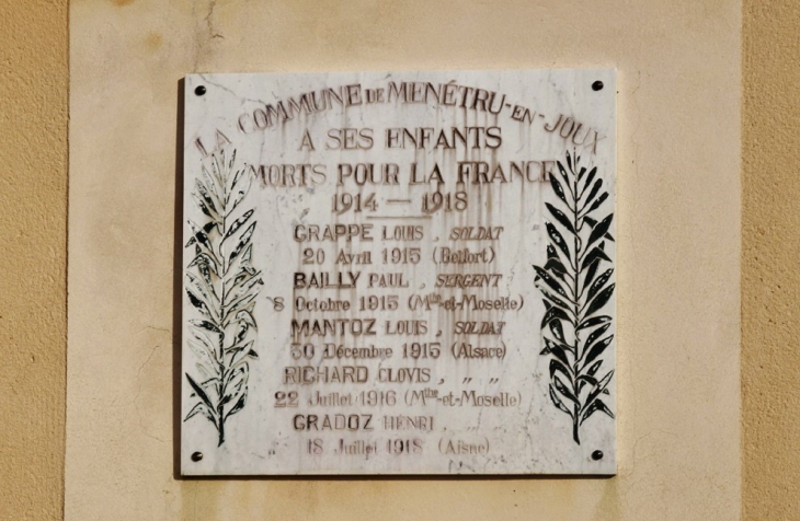 Monument-aux-Morts - Menétrux-en-Joux
