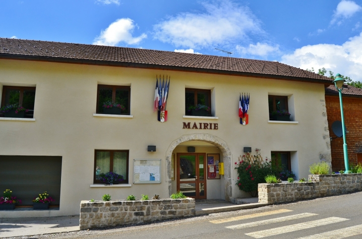 La Mairie - Montcusel