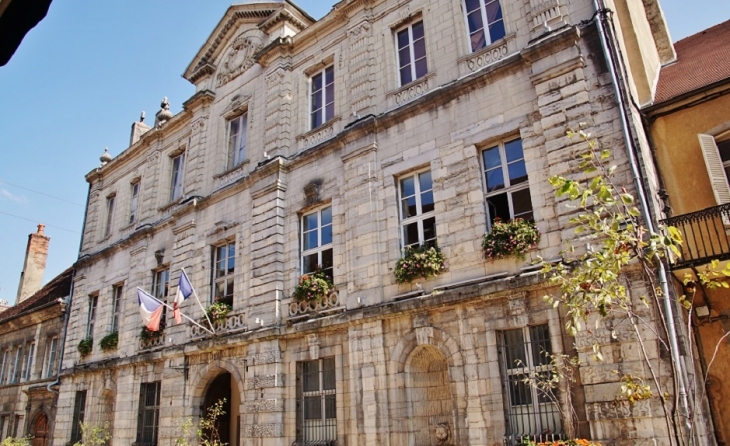 La Mairie - Poligny