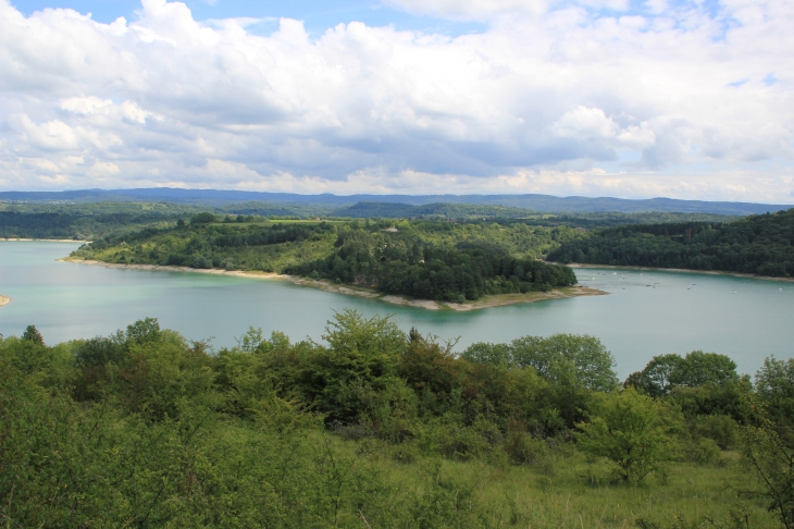 Lac de vouglans  - Pont-de-Poitte