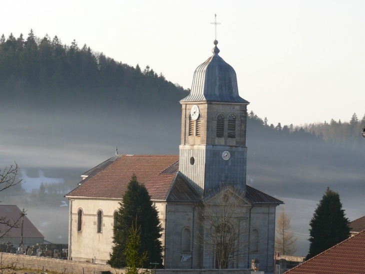 L'église dans la brume - Prénovel