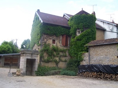 Batiments au coeur du village - Ranchot