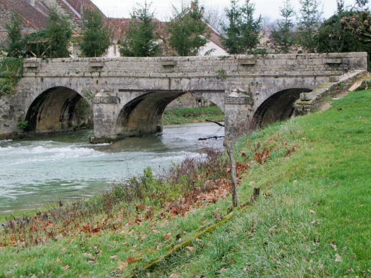 Le pont sur la seille - Ruffey-sur-Seille