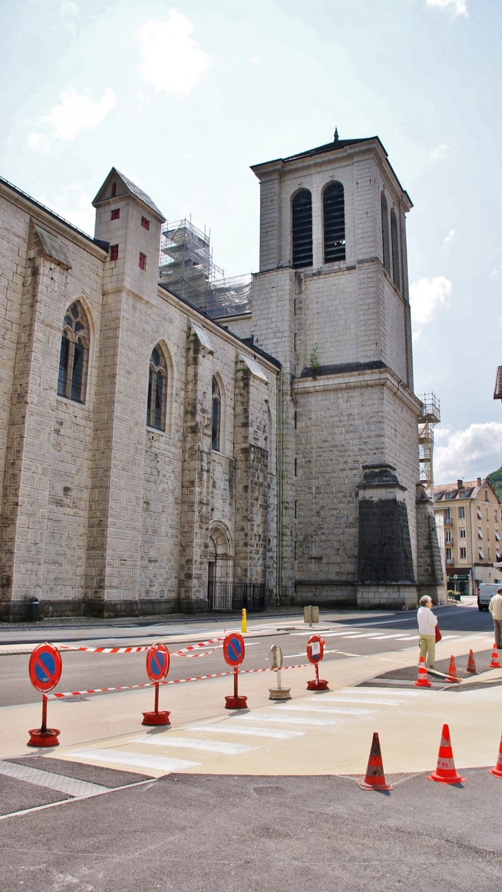 =Cathédrale St Pierre-St Paul-St André - Saint-Claude