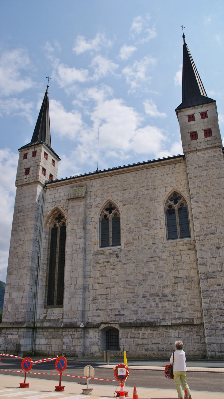 =Cathédrale St Pierre-St Paul-St André - Saint-Claude