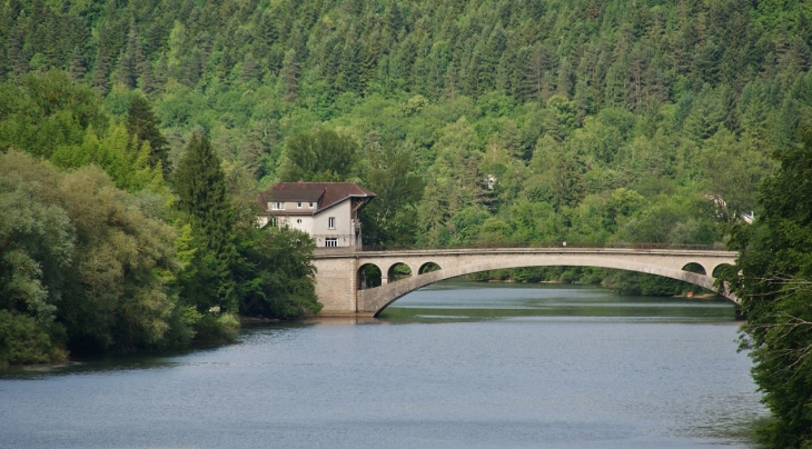 Pont de Thoirette sur L'Ain